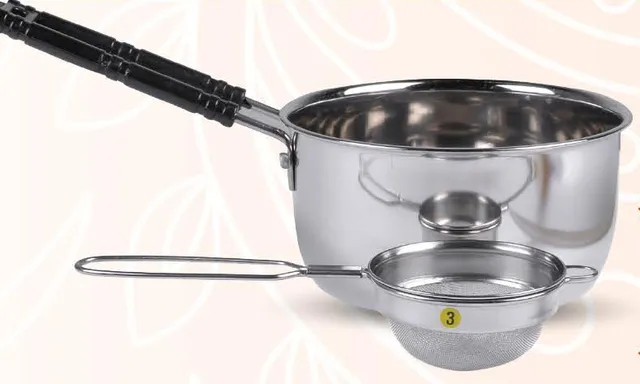 Stainless Steel Saucepan With Tea Strainer No3