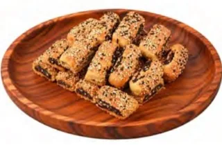 Sesame Dates Mamoul