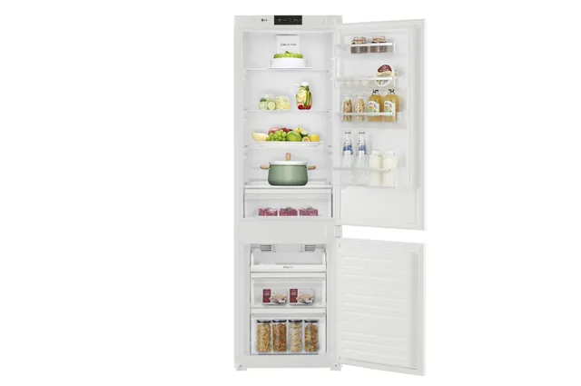 LG Built in Refrigerator, Sliding Hinges, Frost-Free Freezer, Fan-assisted Fridge, Reversible Doors, GNM12VWHN