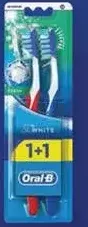 Oral-B Advantage فرشاة أسنان 3D فريش