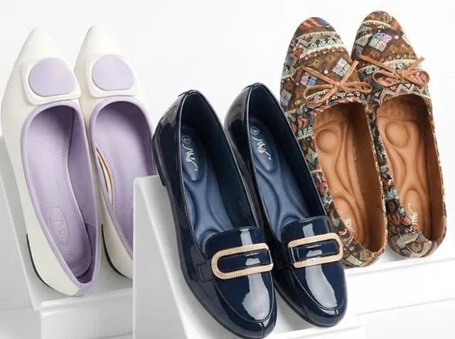Ladies Cover Shoes