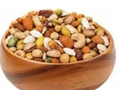 مكسرات مشكلة محمصة