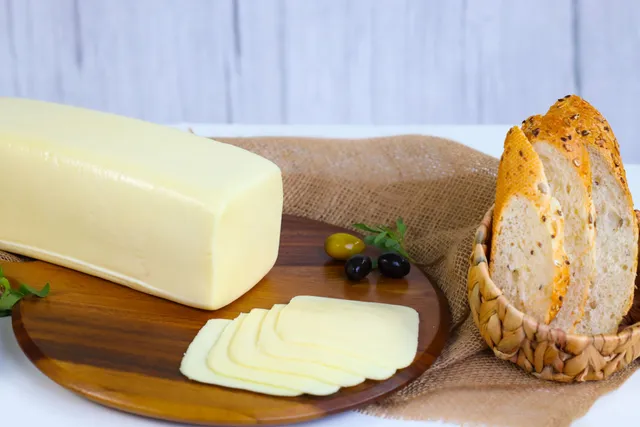 The Three Cows Mozzarella Cheese