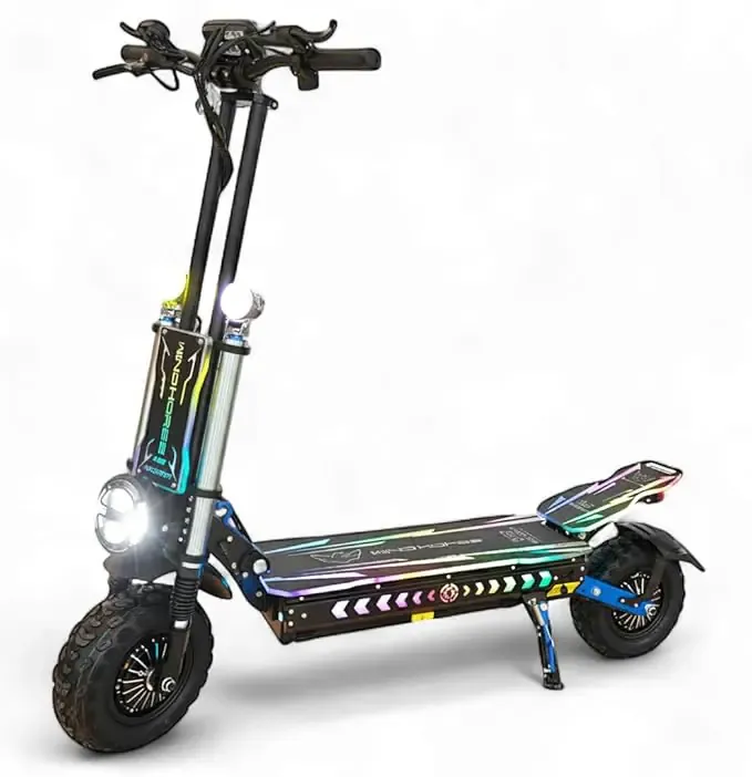 windhorse سكوتر كهربائي قوي H3 بقدرة 3000W بمحرك مزدوج - بطارية 60V بسعة 40Ah، سرعة قصوى 85 KM/H، مدى 120 KM - إطارات 13 Inches، فرامل هيدروليكية، تعليق مزدوج، إضاءة RGB لكامل الجسم