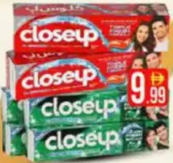Closeup معجون أسنان كلوز أب مشكل