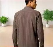 قميص رجالي بأكمام طويلة