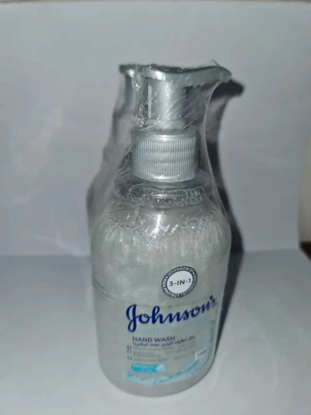 Johnson&Johnson Antibacterial Handwash