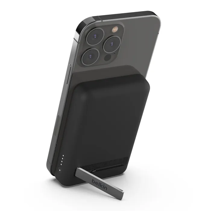 Belkin بنك طاقة لاسلكي مغناطيسي مع ستاند BOOST↑CHARGETM 5K لون أسود