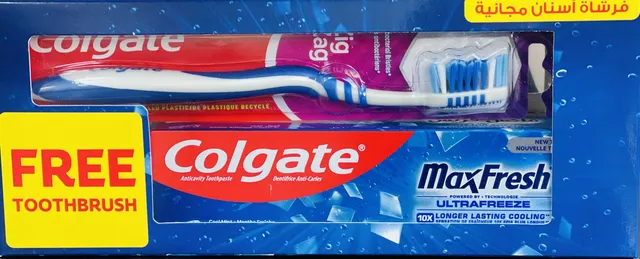 Colgate Fluoride Toothpaste Max Fresh Clean Mint + Toothbrush Free