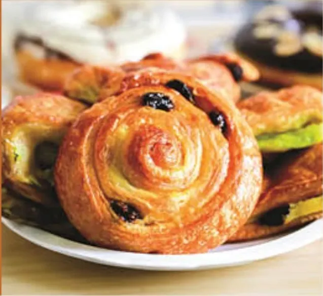 Sharjah Coop Raisin Roll Med