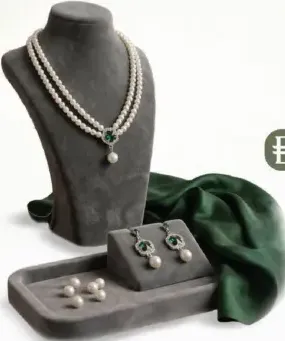 Ladies Necklace Set