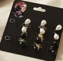 Hijab Pin Card